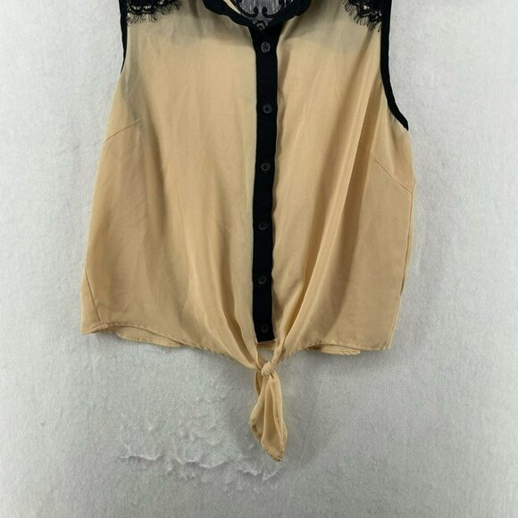 Forever 21 Crop Top Womens Sz S Black Contrast Cream Lace Neck Button Knot Hem - Picture 6 of 10